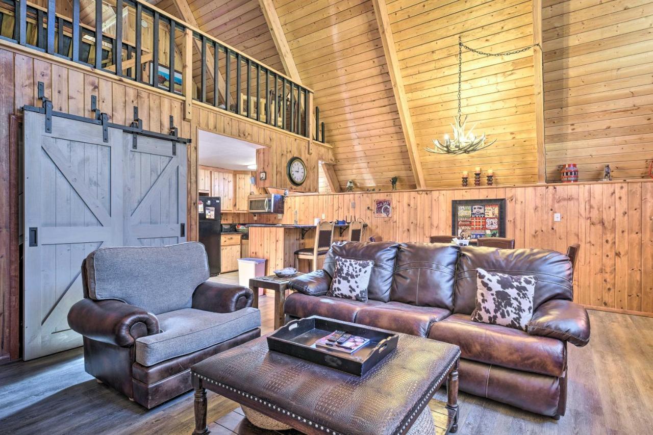 Ski-Inandski-Out Red River Cabin With Mtn Views! Extérieur photo