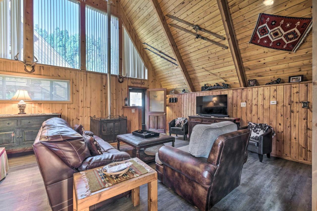 Ski-Inandski-Out Red River Cabin With Mtn Views! Extérieur photo