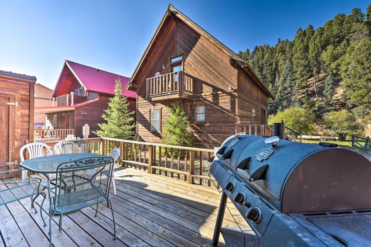 Ski-Inandski-Out Red River Cabin With Mtn Views! Extérieur photo